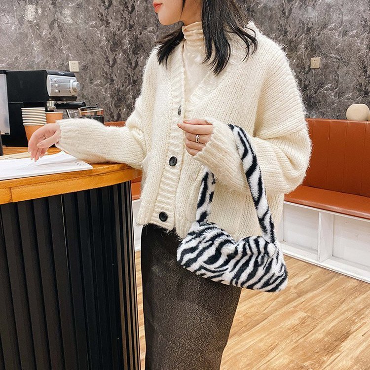 Fashion Lamb Wool Ladies Shoulder Bag - fizzle