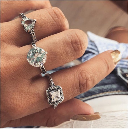 Diamond set ring jewelry - fizzle